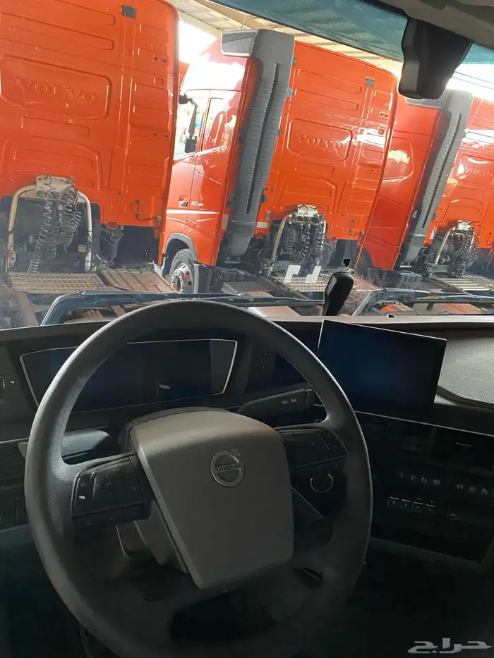 شاحنات 2021 VOLVO 7