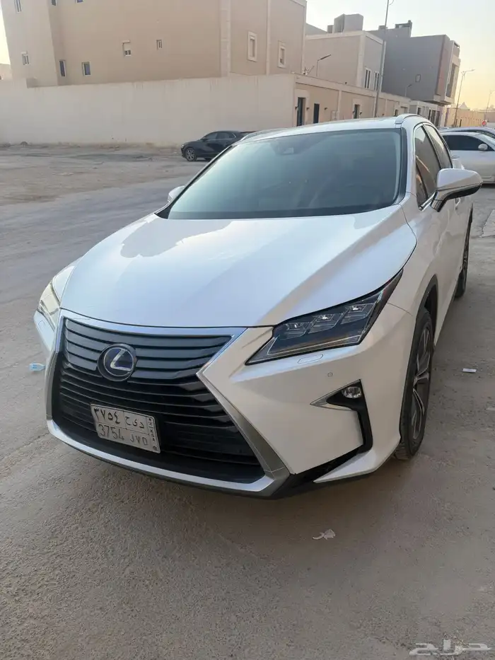 لكزس RX 2017 4