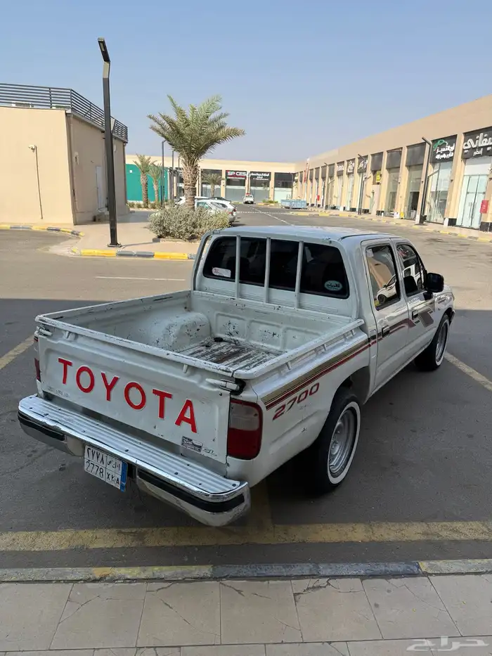 هايلوكس 2000 9