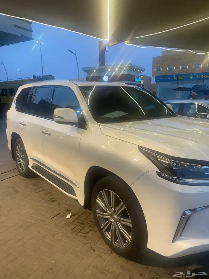 جيب لكزس LX 2016 5