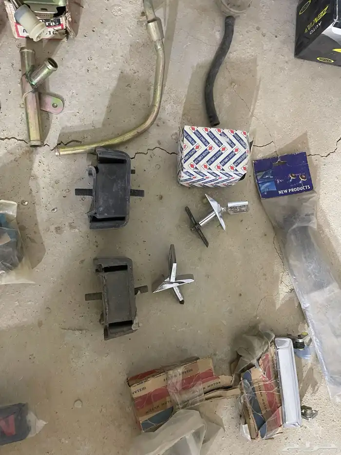 قطع غيار امريكي وياباني قديم 27