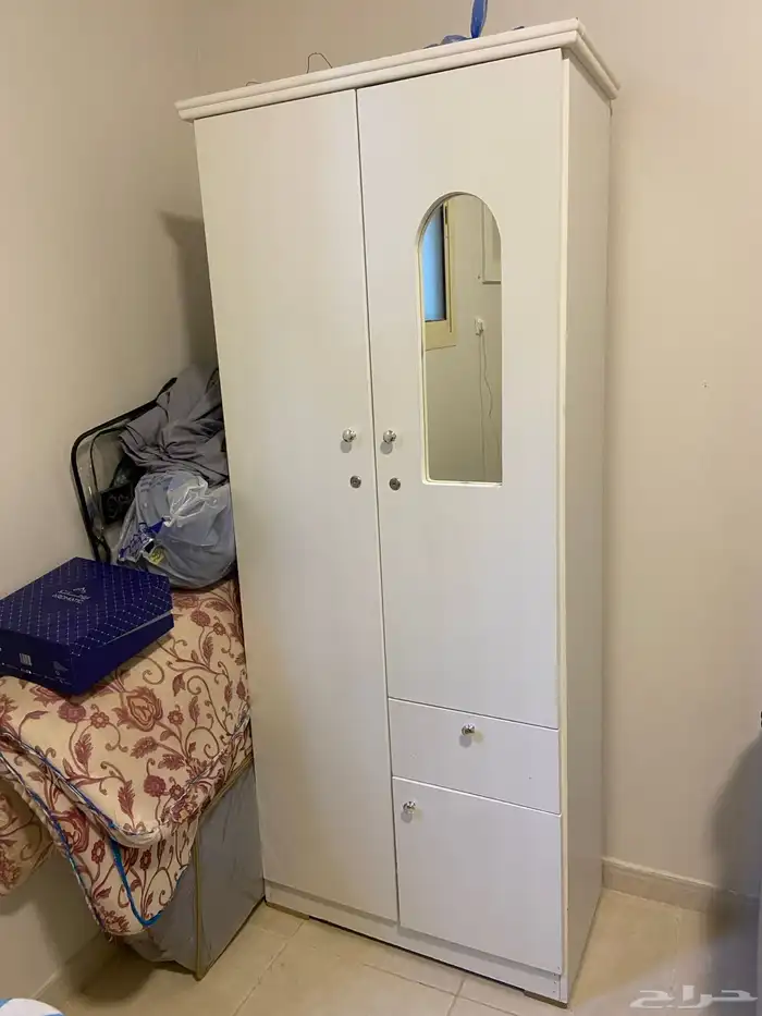 كنب ودولاب 2