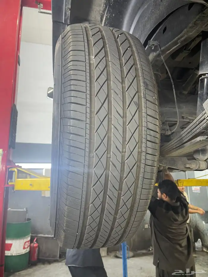 جنوط مع كفرات نظيفه جدا 7