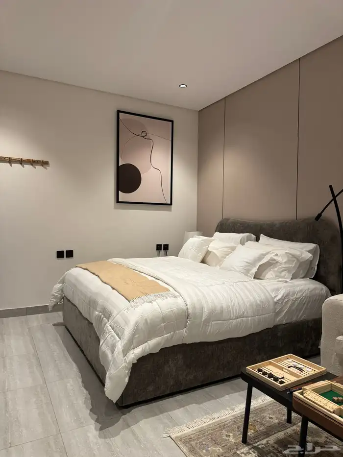 استديو للتقبل او الايجار في حق العقيق 2