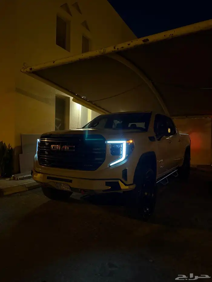 للبيع جمس سيراا AT4 غمارتين 2023 بيج 15