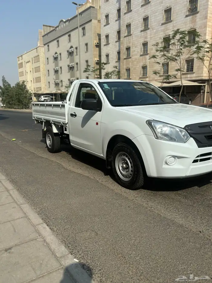 ديماكس ايسوزا غمارة 2021 ديزل جوانب 1