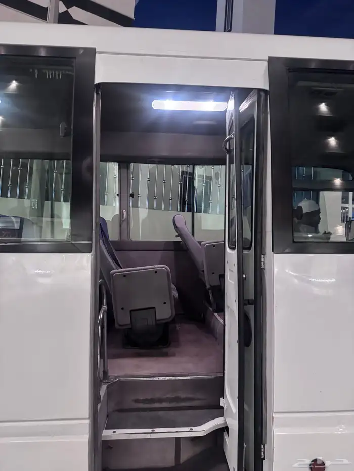 باص نيسان سفليان 4