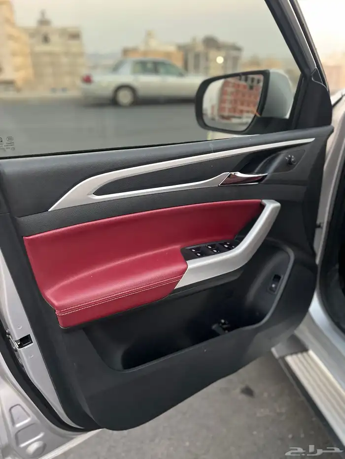 ماكسيس T70مديل 2023 ديزل فل كامل  مالك واحد من الوكاله 28