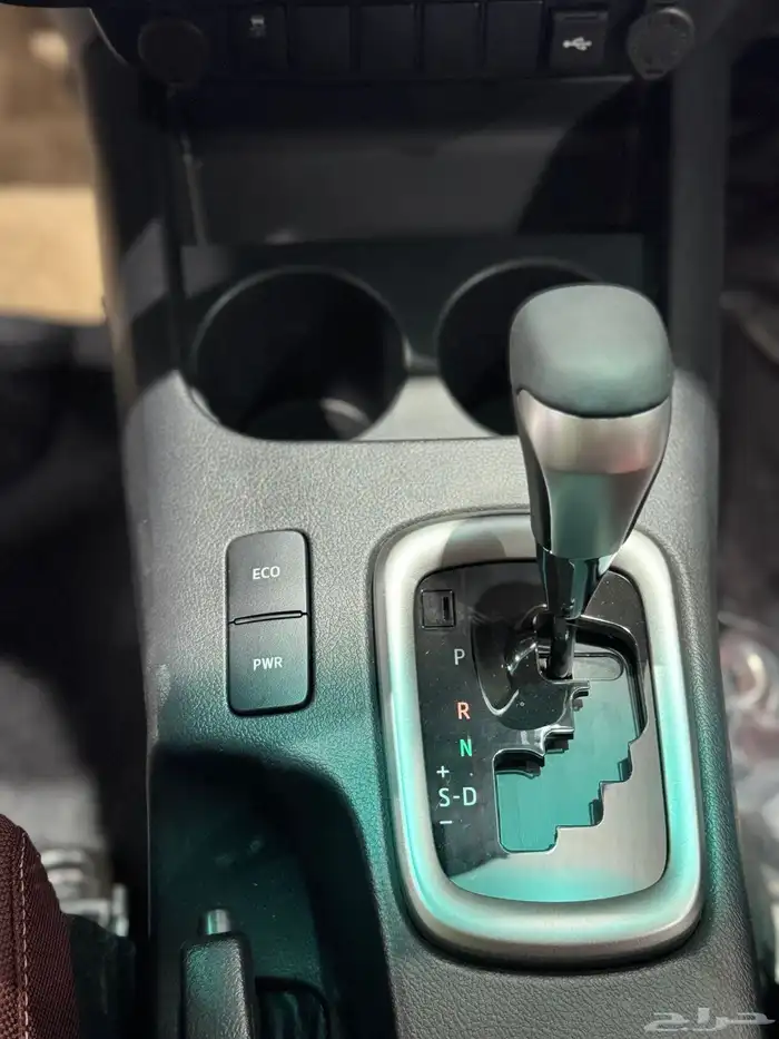 هايلوكس غمارتين فل كامل اتوماتيك 2.7 بنزين 2025 مفتاح 12