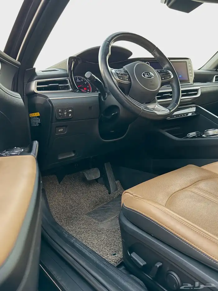 كيا K5 بنورما 2020 فل كامل داخل جملي بحالة الوكاله للبيع 16