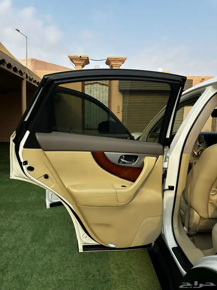 انفينتي FX37 14