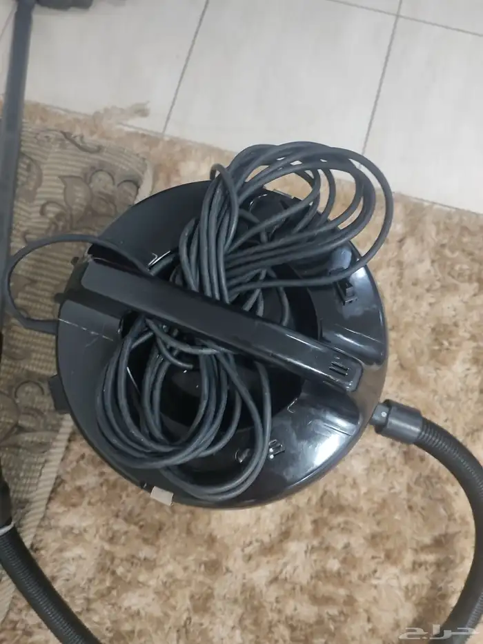 مكنسة كهربائية 1