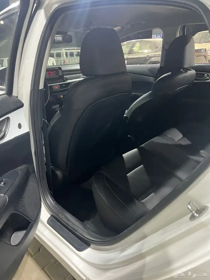 كيا سيراتو كي 3 2021 وكالة ( ممشى قليل ) 12