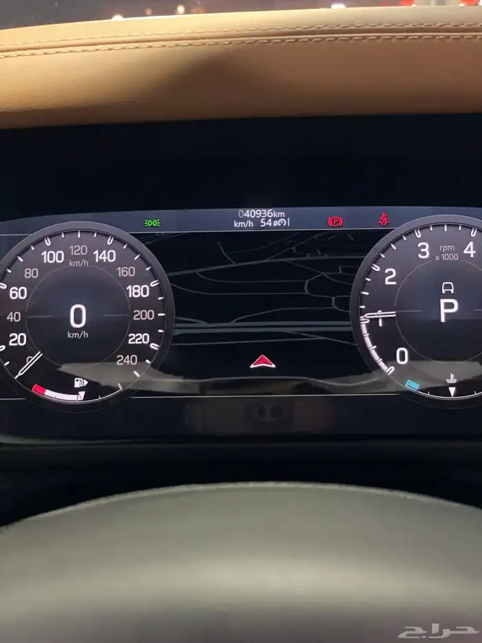 لاندروفر ديفندر X110 خليجي 2021 شبه جديد 33