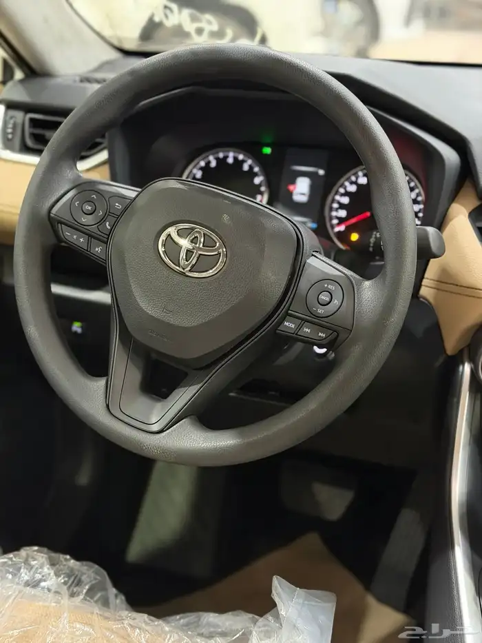 تويوتا راف فور ( LE ) استنادر بدون دبل 2025 سعودي ( بطاقة ) 5