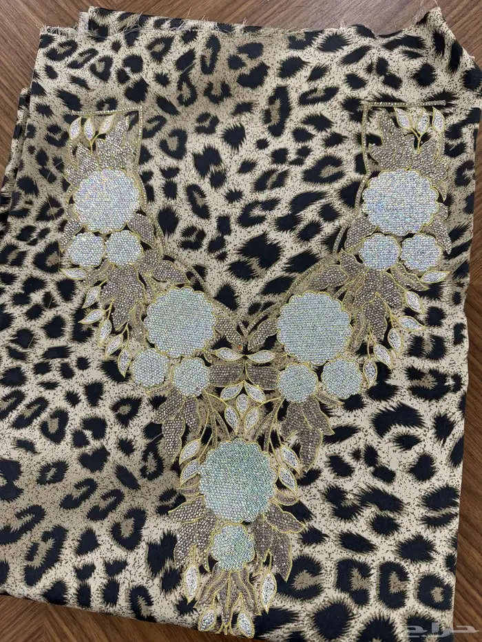 مخاور إماراتي قطعة فخمة كرستال درجة اولى 4