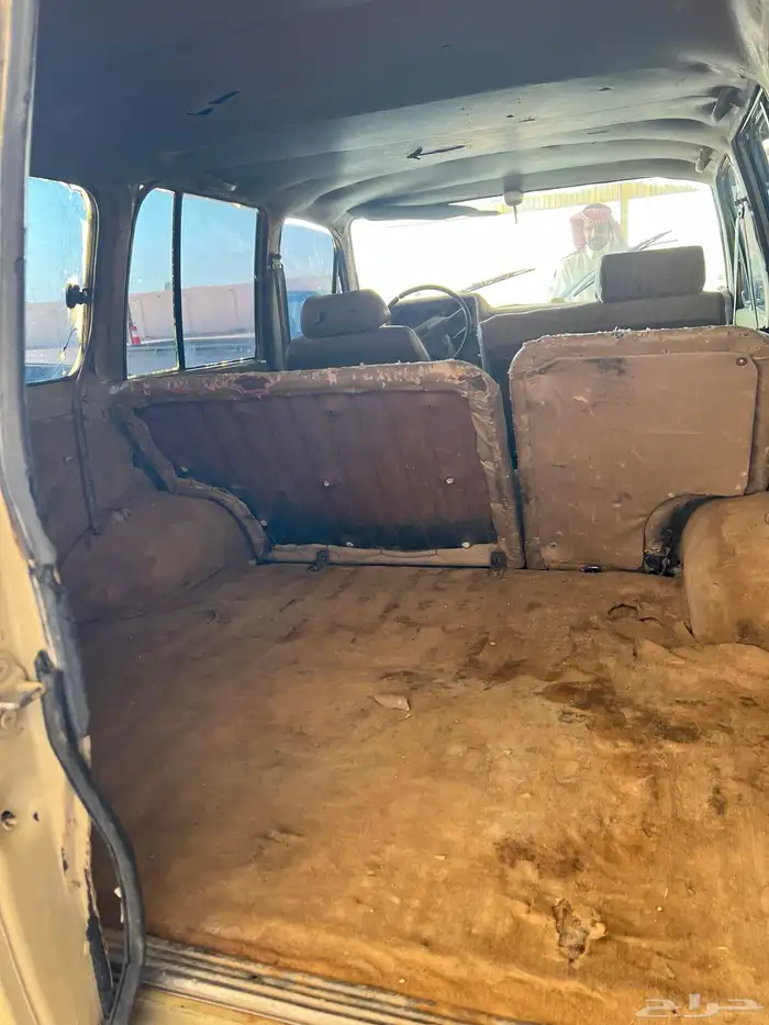 لاندكروزر 83 6