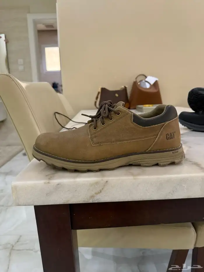 حذاء كات وموريال 0