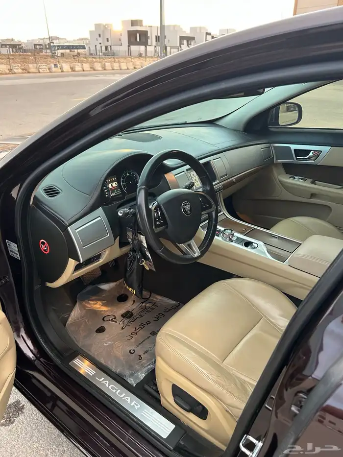 جاكوار XF للبيع 3