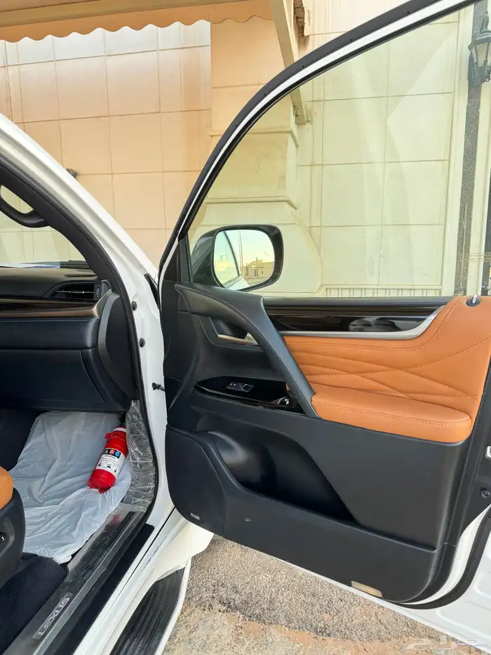 لكزس 2016 بريمي 15