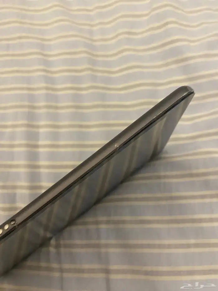 ايباد كان مكسور و تصلح الكسر كان شاشه و الحين يشتغل كنه 4