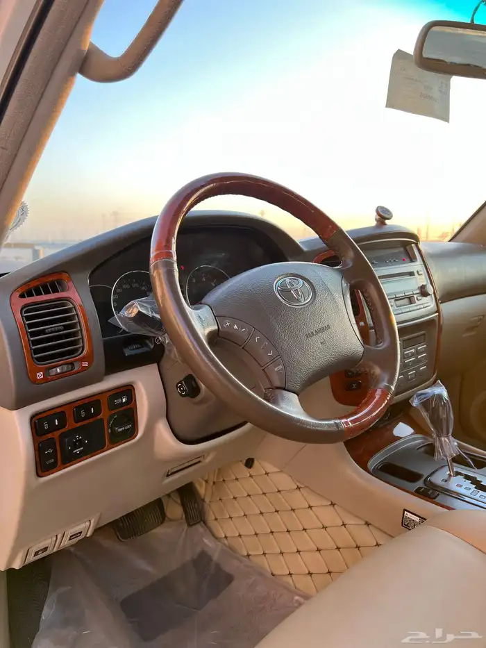 لاندكلوزر 2003 VX.R نضيف 39