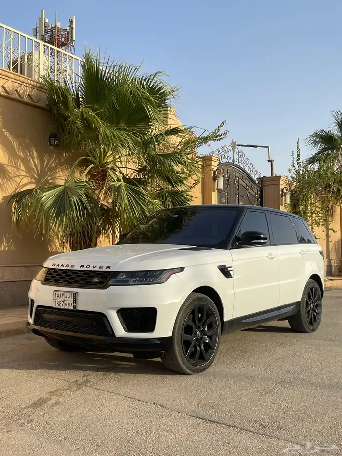 رنج روفر سبورت ديزل 2021 (( بحالة ممتازة )) 3