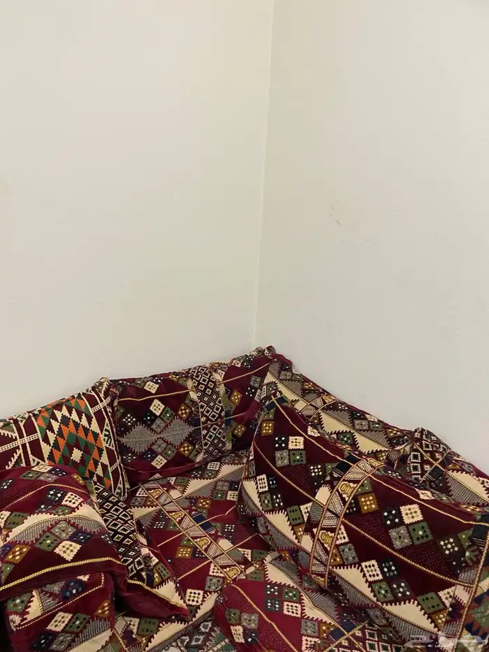 مجلس نظيف للبيع تفريد ولا جملة 1