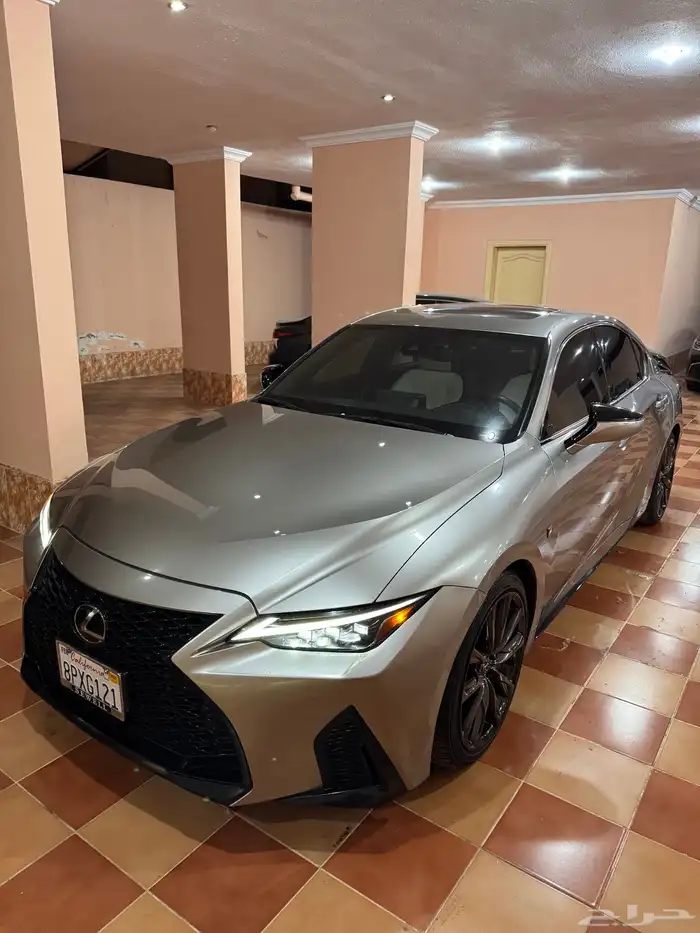 لكزس IS 350 F Sport 2023 0