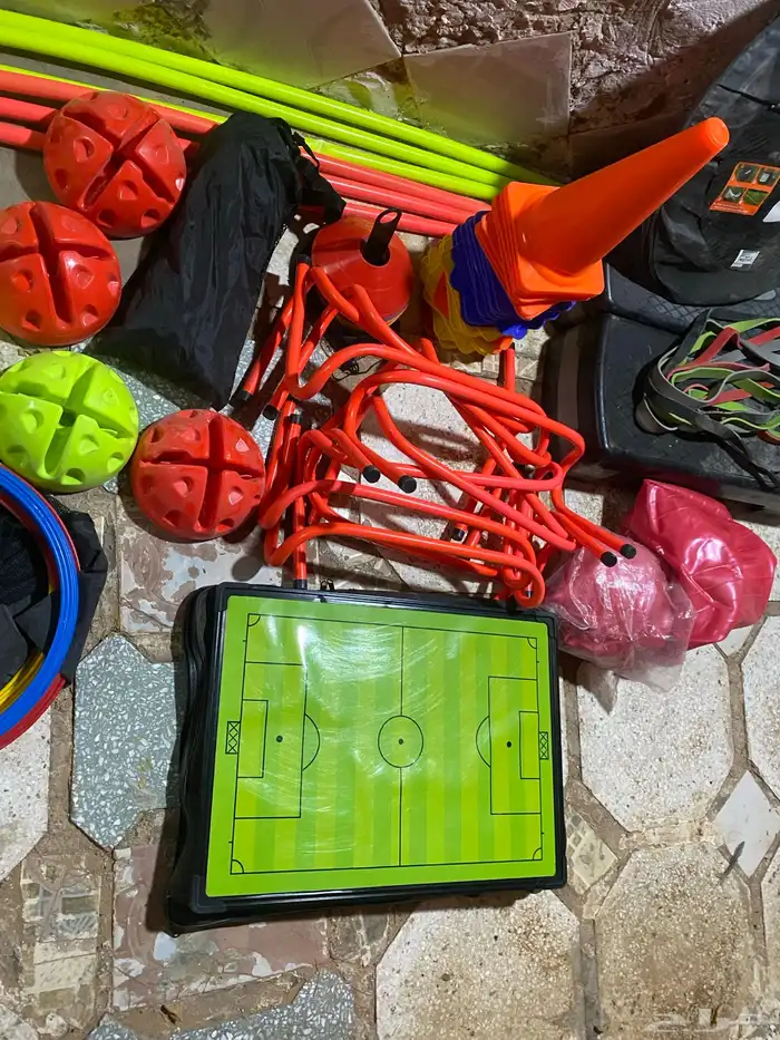 أدوات تدريبيه كامله متكامله مع شنطه خاصه ب الأدوات 0