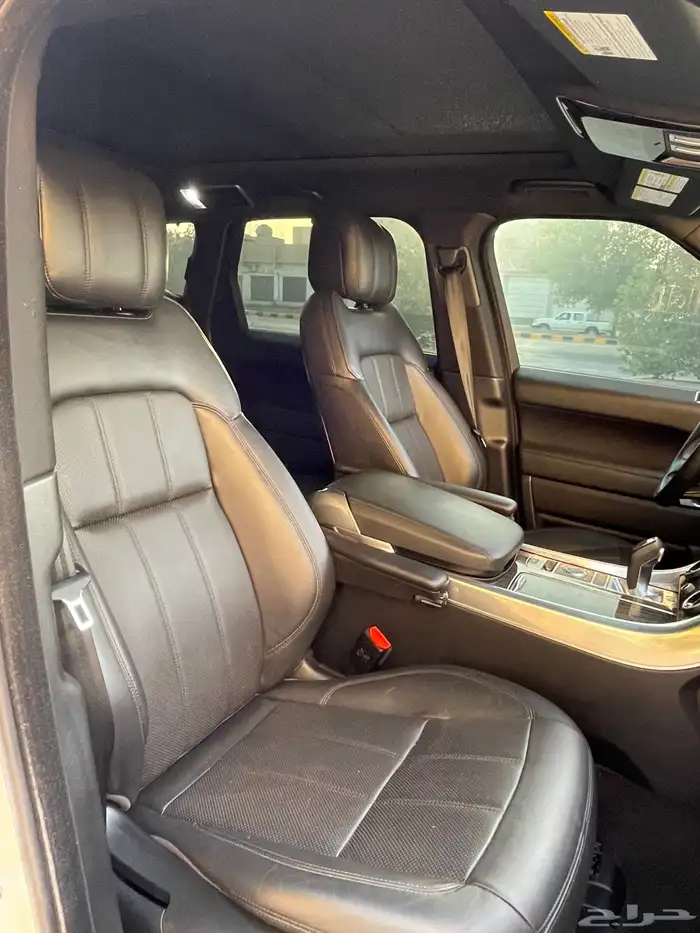 رنج روفر سبورت ديزل 2021 (( بحالة ممتازة )) 20