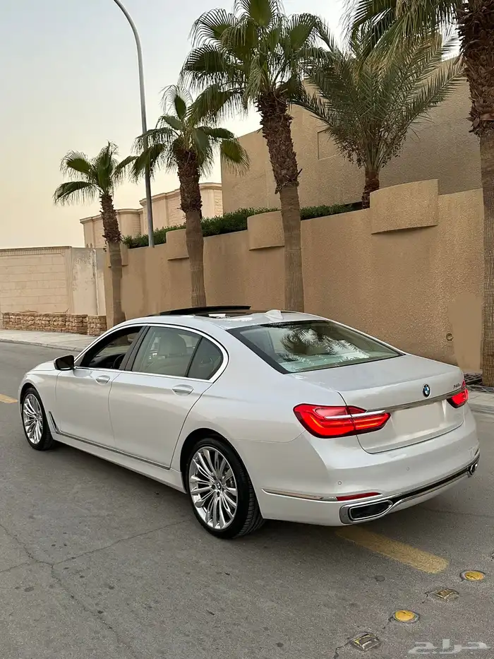 بي ام 740 ماشي فقط 73 الف بدي وكاله صيانات وكاله 6