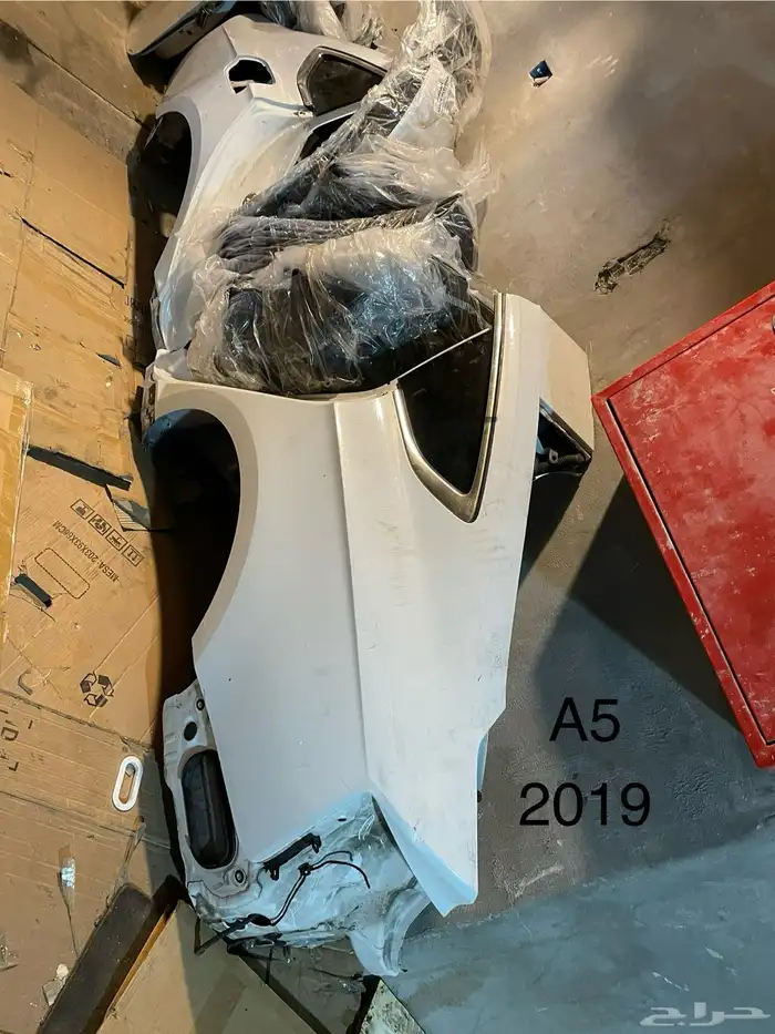 قطع غيار مستورد لجميع سيارات اودي و بورش 61