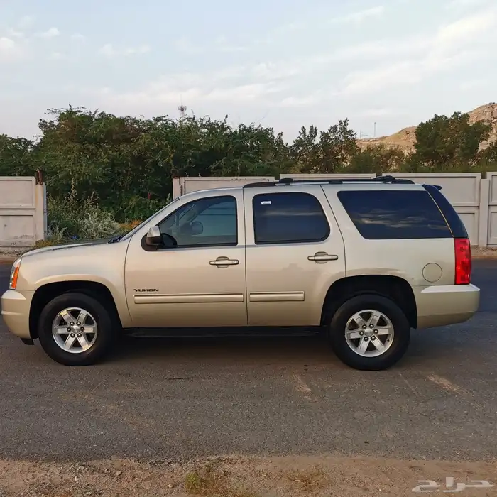 جمس يوكن 2014 مخزن 16