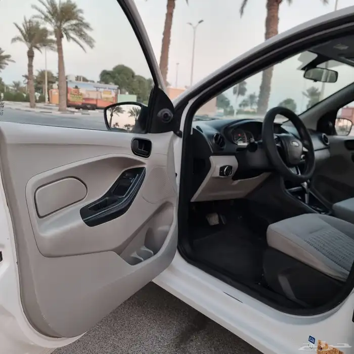 فورد فيجو 2017 نظيفة 6