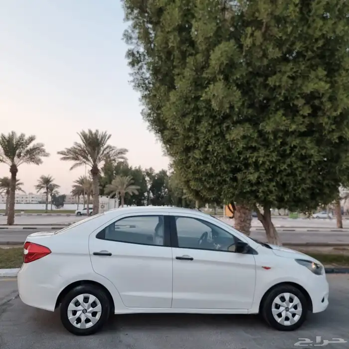 فورد فيجو 2017 نظيفة 4