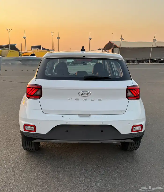 هيونداي فينيو 2021 فتحه فل كامل بحالة الوكاله للبيع 4