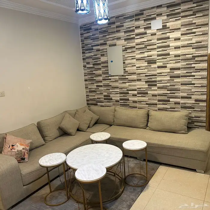 كنب وطاولات للبيع 2