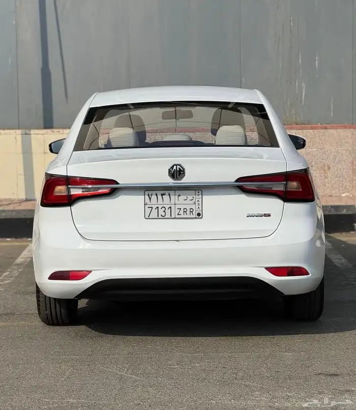 MG   5   2023   السعر 26500 0