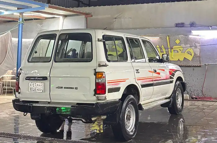 جيب صالون لاندكروزر 97 ابيض 0
