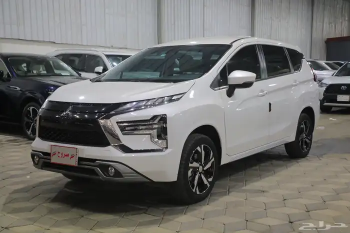 ميتسوبيشي اكسباندر 7 راكب 2024 شبه الجديد 4