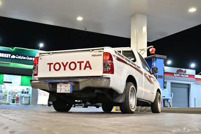 هيلوكس غمارة 2014 بدون اللوحة 4