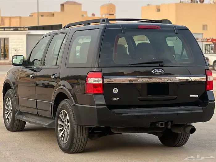 فورد اكسبيدشن 2015 نص فل قصير 5