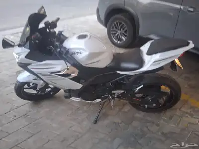 دباب كوازاكي ابيض 2023 index