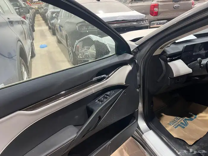 فورد تورس جميع الفئات والالوان 2025 5