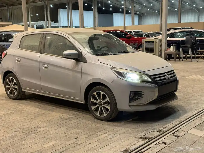 مستوبيشي فل كامل هاتش باك -جديد-2023 اصفار(عرض خاص39900)شامل 7