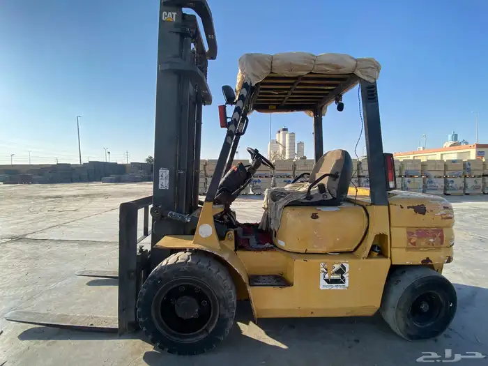 فوركلفت كتر بلر 3 طن 8