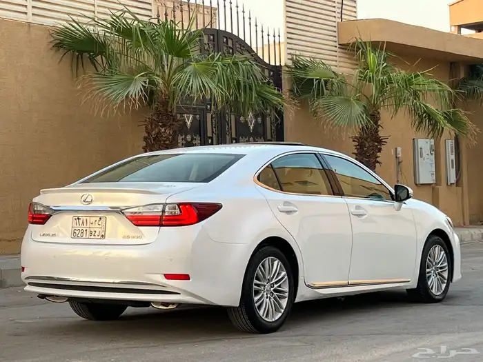 لكزس ES350 2016 (( بحالة ممتازة )) 10