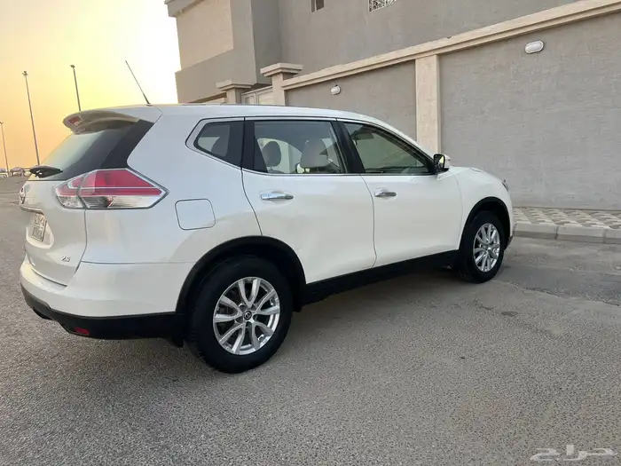 نيسان اكستريل 2017 7