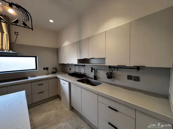 شقة دور كامل للايجار حي الرحمانية 2